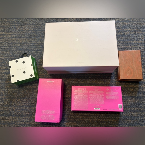 Designer Box Lot - Picture 9 of 9